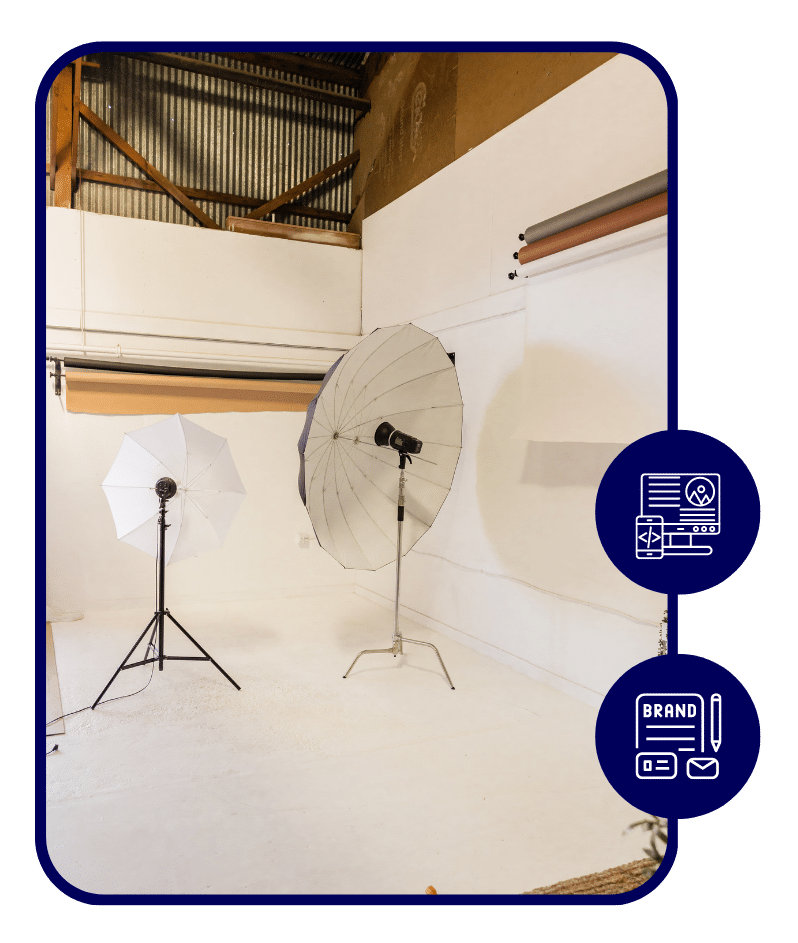 274 » Advent Trinity Marketing Agency Photography studio setup with lighting equipment – brand content creation and professional marketing visuals.